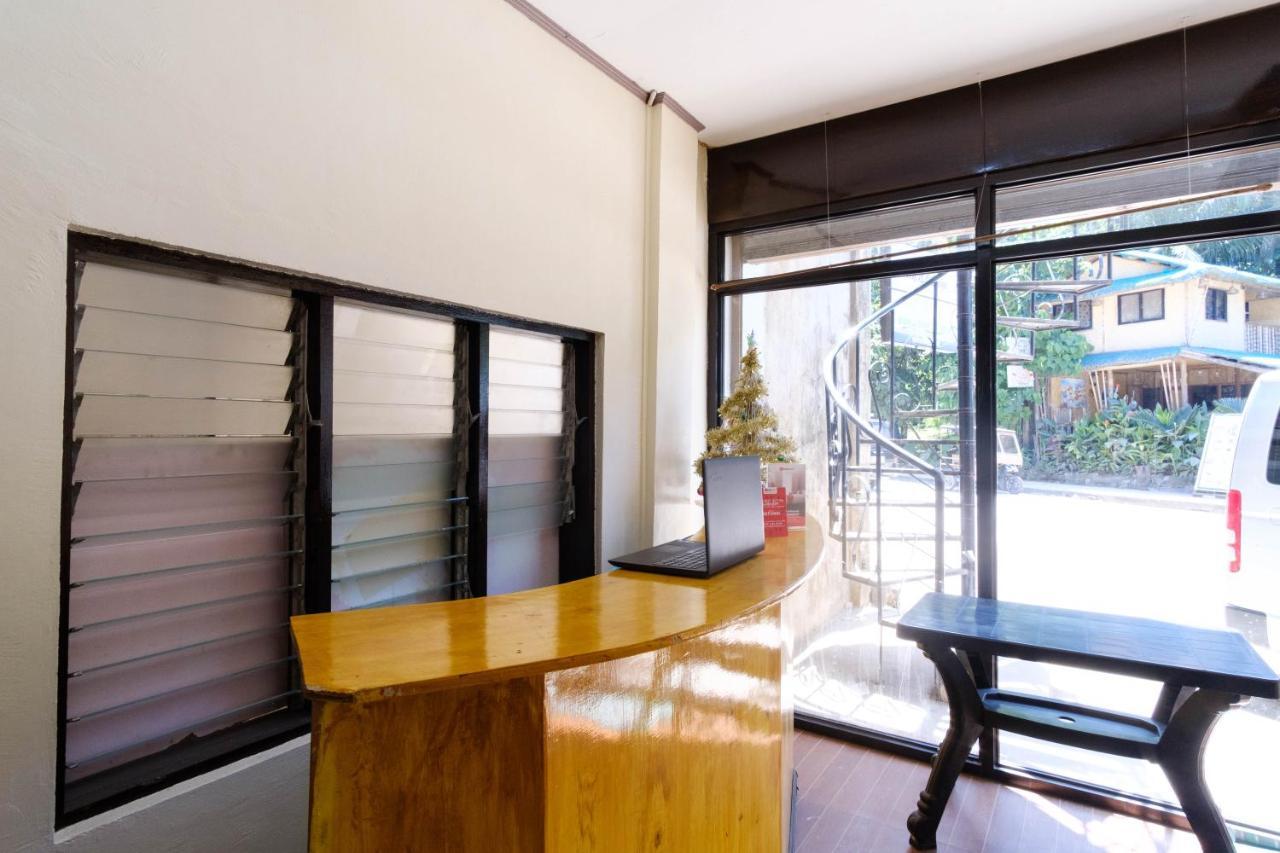 Reddoorz @ Poblacion 6 Coron Exterior foto